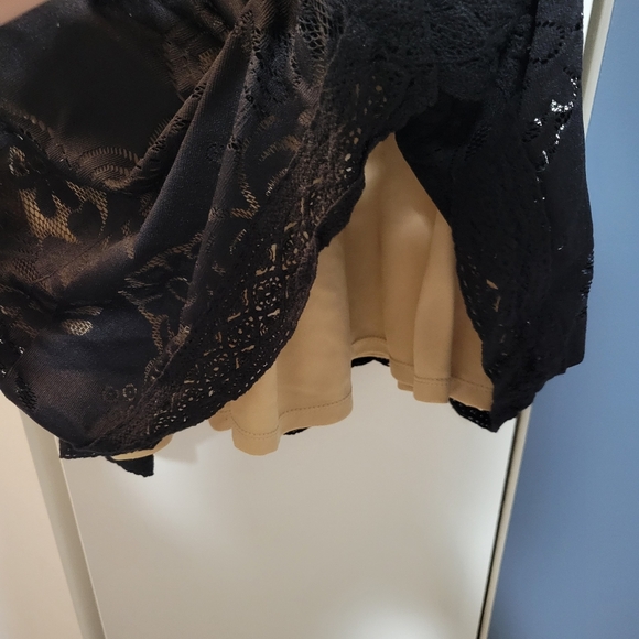 Rebellion dress - Picture 4 of 11